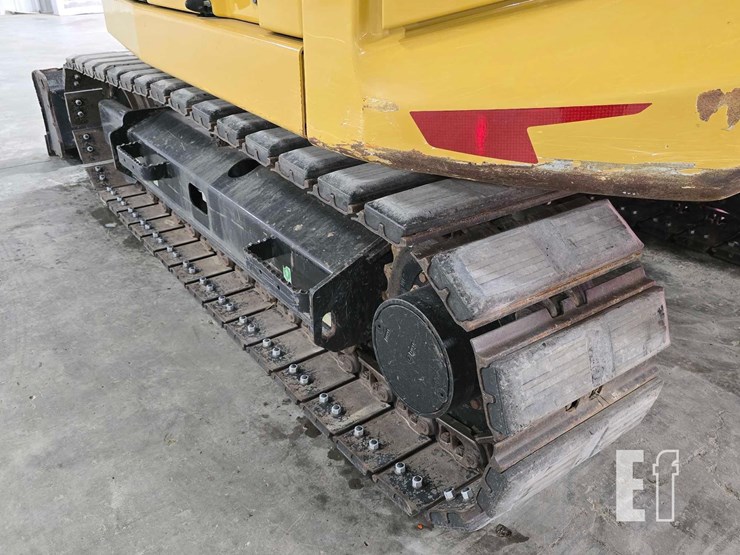 2022-caterpillar-307.5-image-37