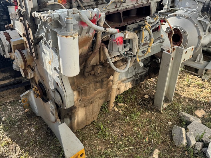 caterpillar-c7-image-1