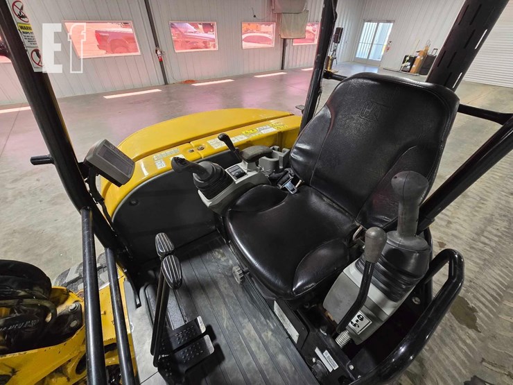 2020-caterpillar-305e2-cr-image-13