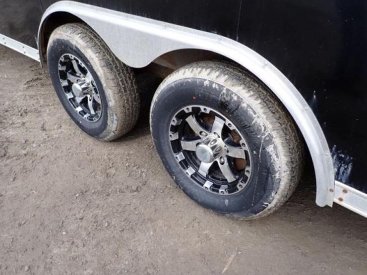 2015-discovery-24-ft-t/a-enclosed-trailer-1d9r1202-image-18