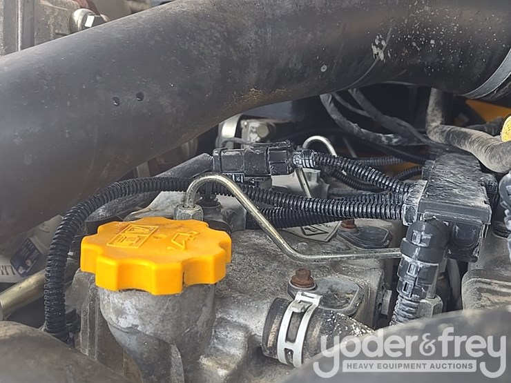 2018-jcb-512-56-image-70