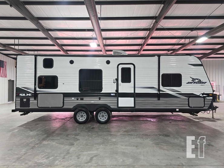 2022-jayco-jay-flight-slx-298bh-image-6