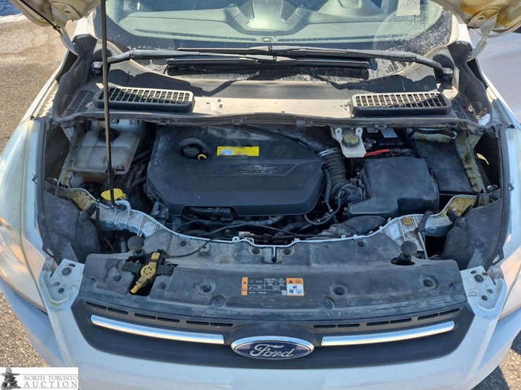 2016-ford-escape-image-10