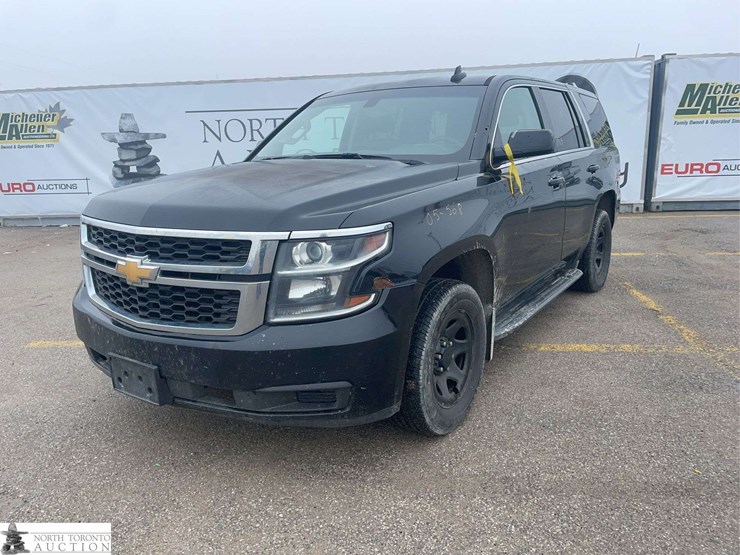 2017-chevrolet-tahoe-image-1