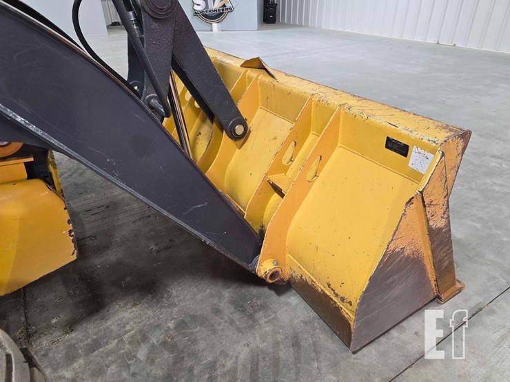 2023-deere-310-g-tier-image-11