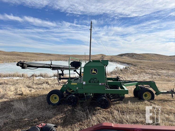 2004-john-deere-1590-image-2