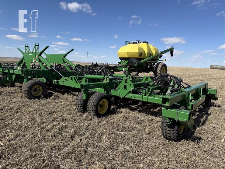 2012-john-deere-1890-image-31