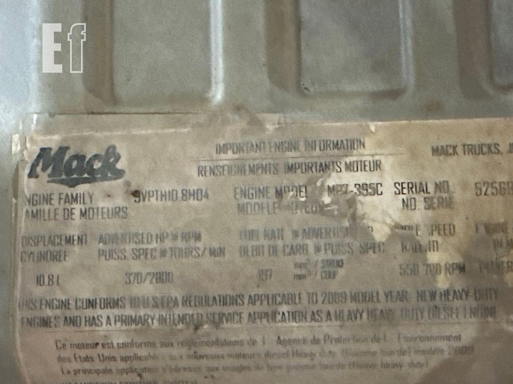 2010-mack-pinnacle-cxu613-image-29