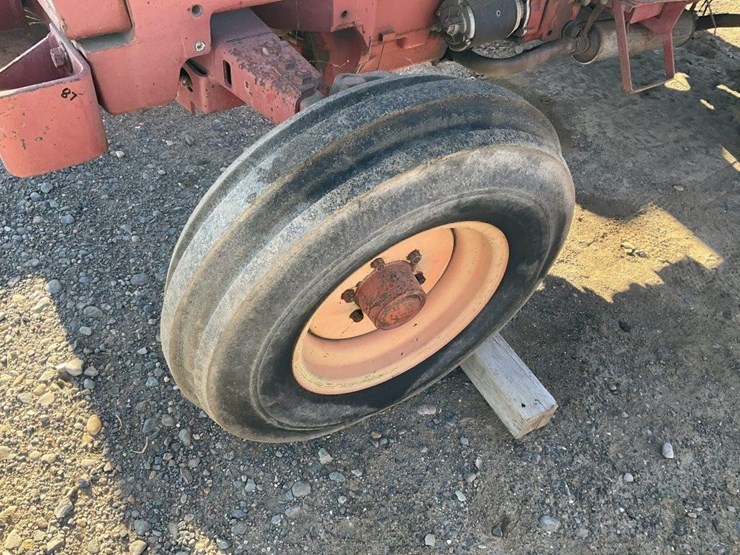 case-ih-585-image-14