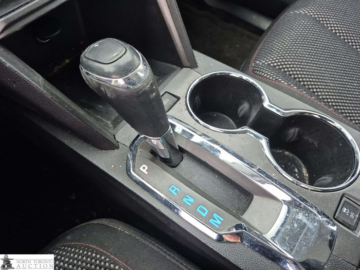 2017-chevrolet-equinox-image-17