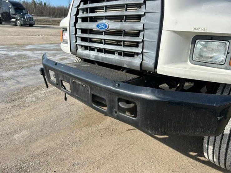 1997-ford-f800-image-90