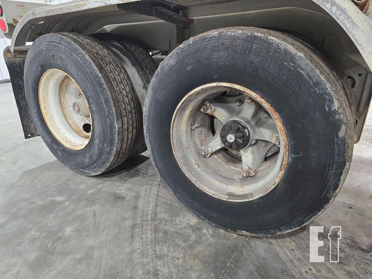 41-foot-tank-trailer-image-19