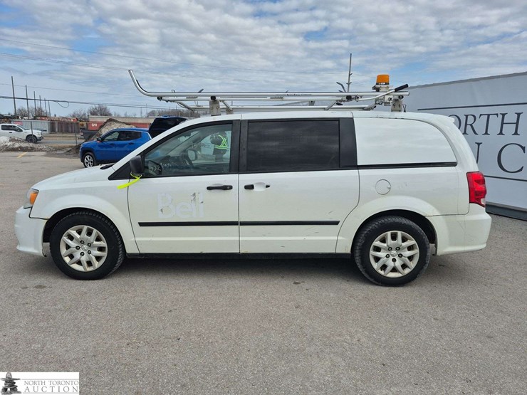 2015-ram-c/v-image-8