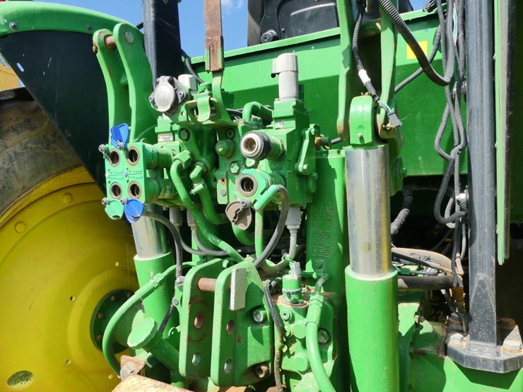 john-deere-6120m-image-6