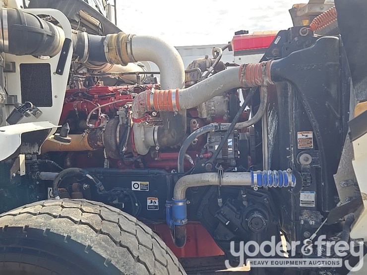 2014-kenworth-t800-image-101