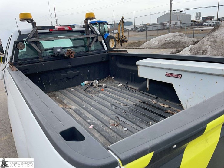 2016-chevrolet-silverado-1500-image-17