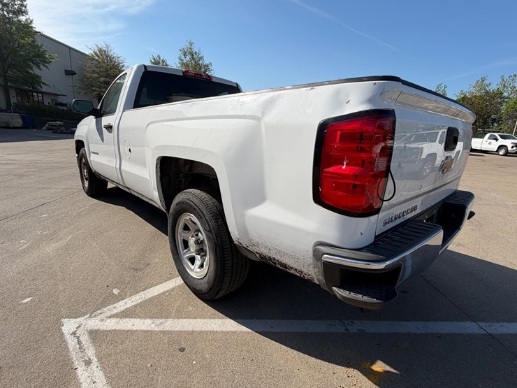 2015-chevrolet-silverado-1500-image-4