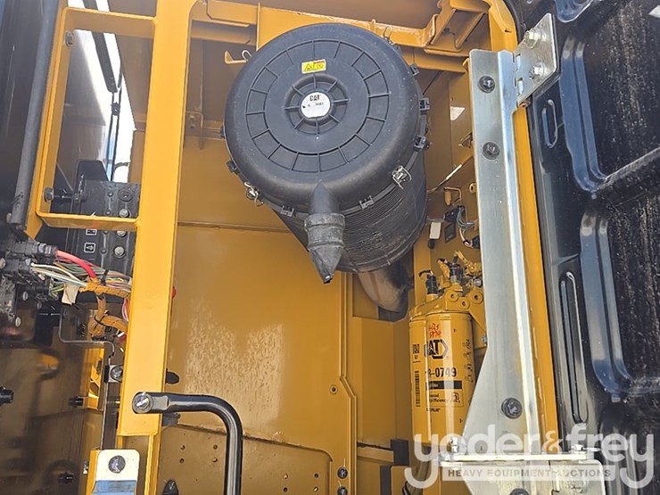 2017-caterpillar-336fl-image-38