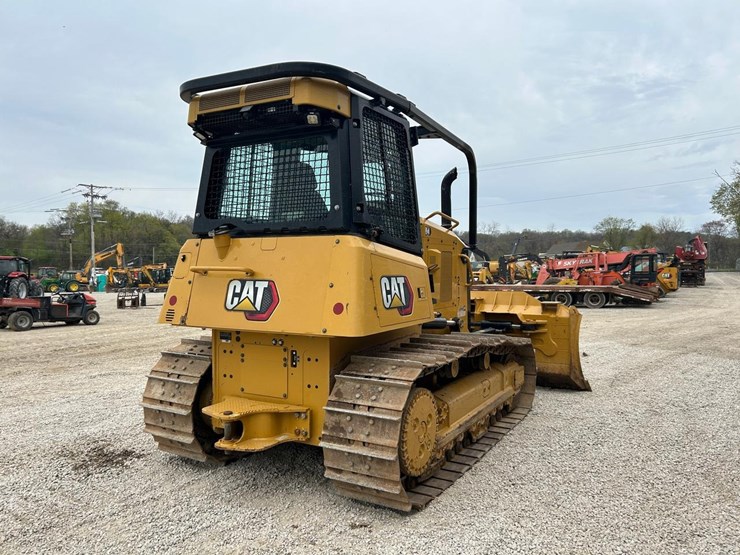 2021-caterpillar-d4-image-4