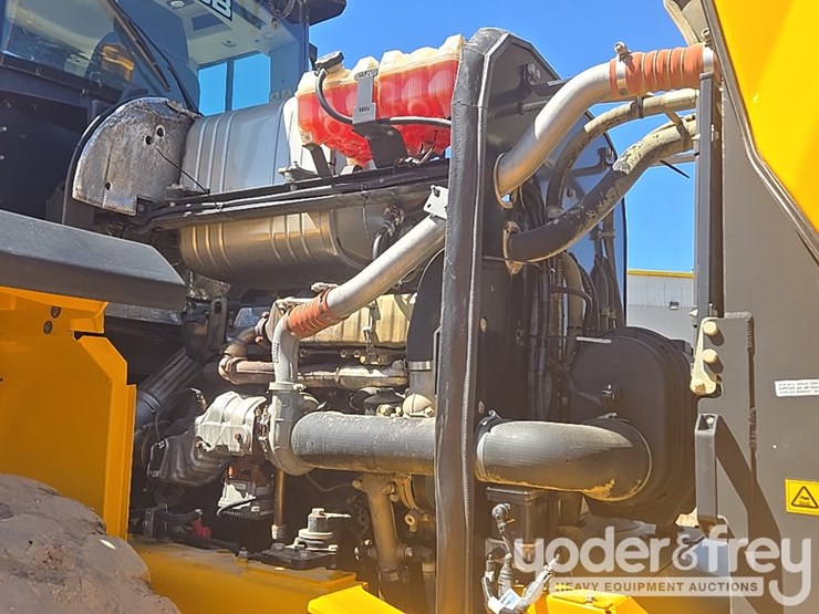 2020-jcb-457zx-image-52