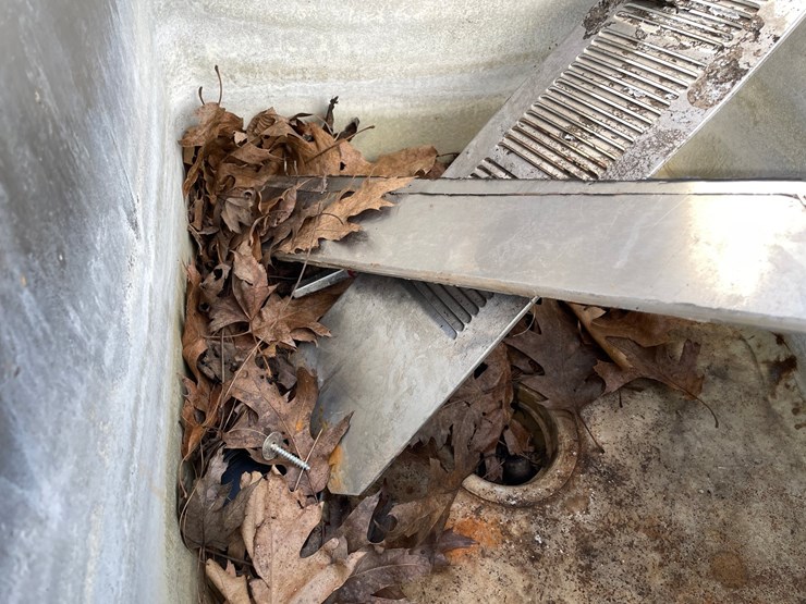 #3974-•-stainless-steel-3-bay-sink-image-16