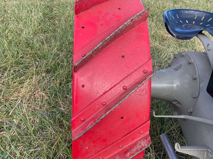 1918-fordson-tractor-image-36