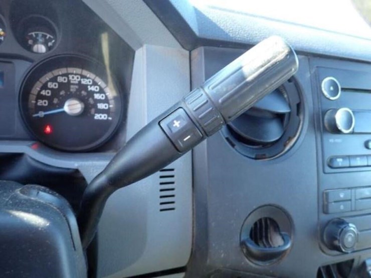 2016-ford-f650-image-18