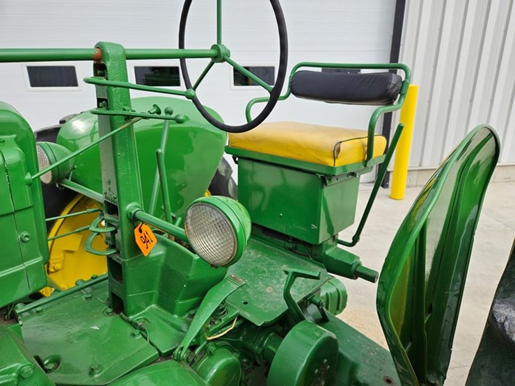 1950-john-deere-model-a-image-32