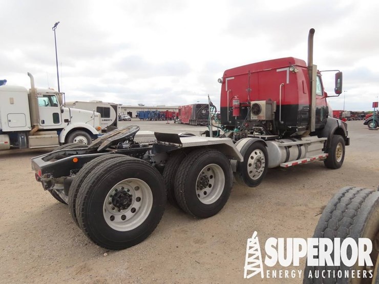 2015-western-star-4900-image-3