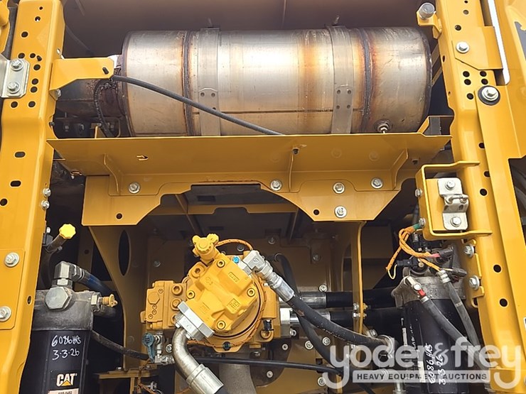 2019-caterpillar-336-image-68