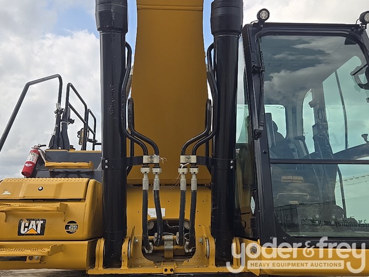 2019-caterpillar-336-image-39