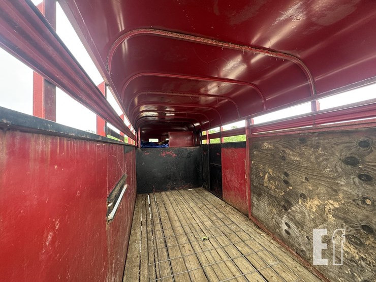 supreme-16-ft-image-10