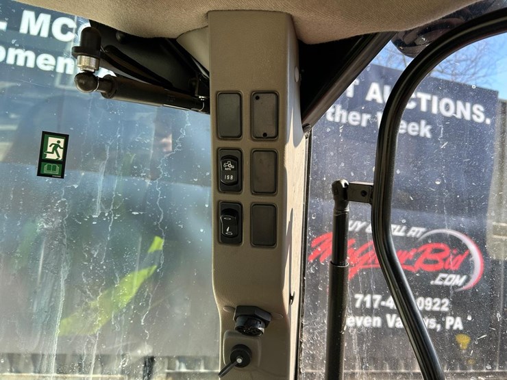 2022-case-ih-maxxum-115-image-27