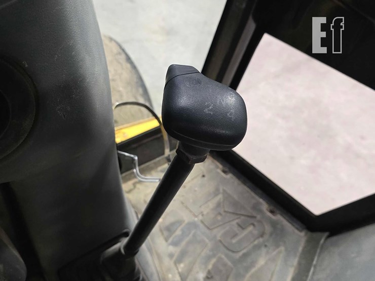 2001-caterpillar-430d-image-25