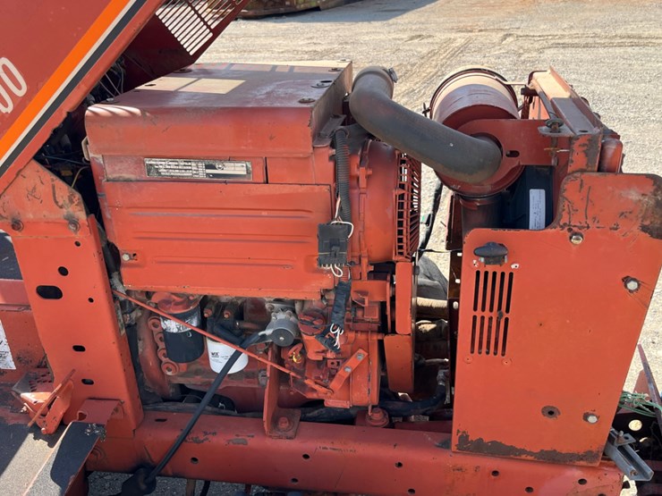 ditch-witch-3700-image-10