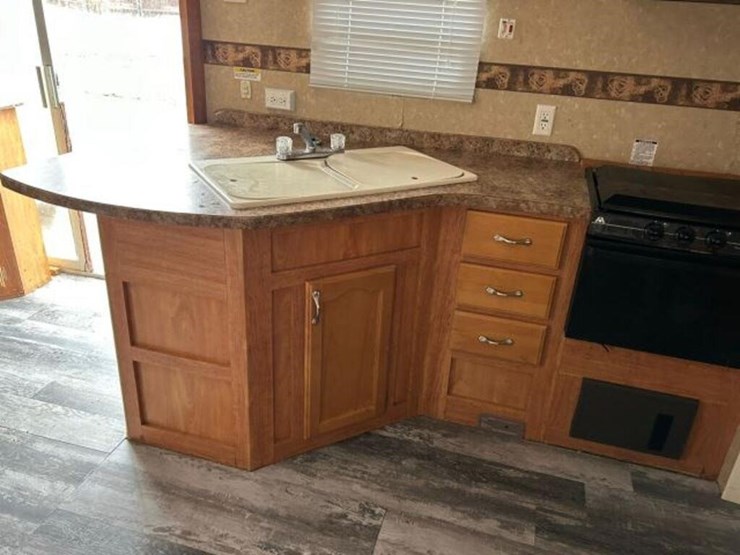 2010-gulf-stream-innsbruck-supreme-lodge-40tbs-t/a-image-61