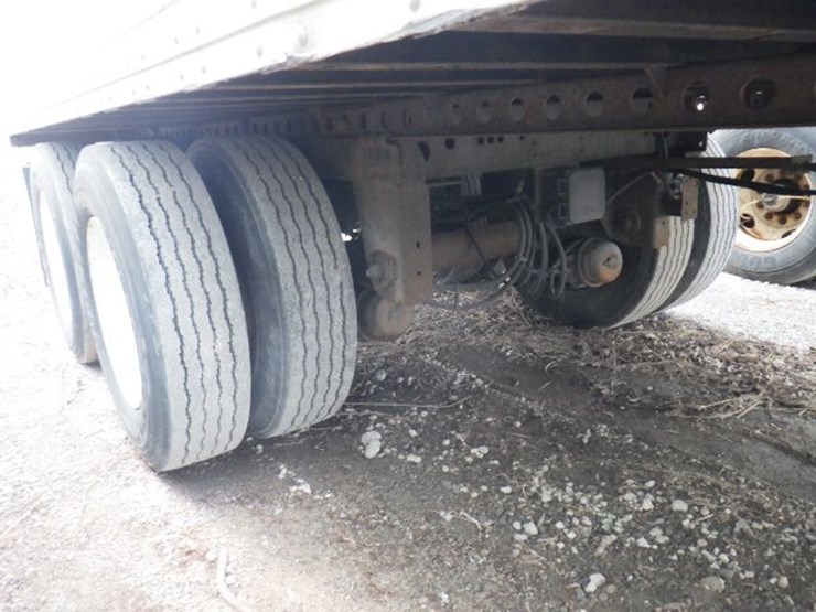 2014-hyundai-translead-image-13