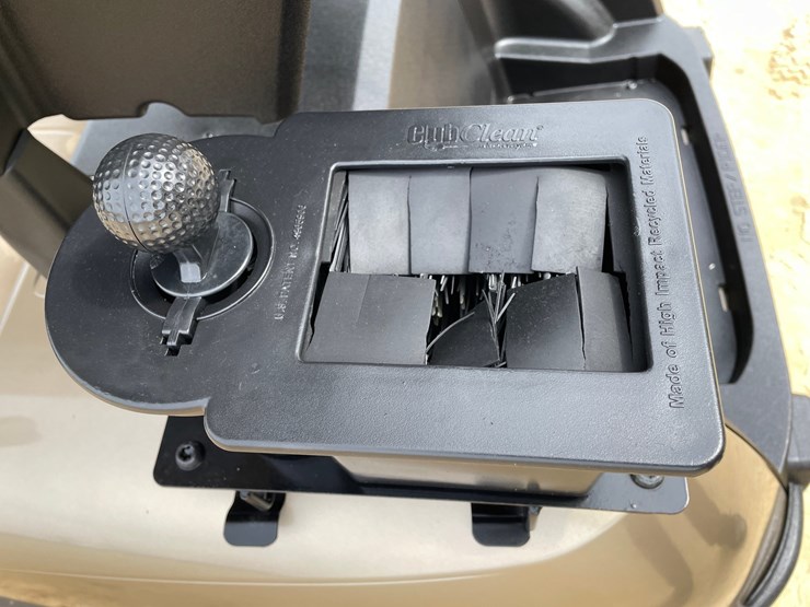 #606-•-ez-go-rxv-30-electric-golf-cart-image-26