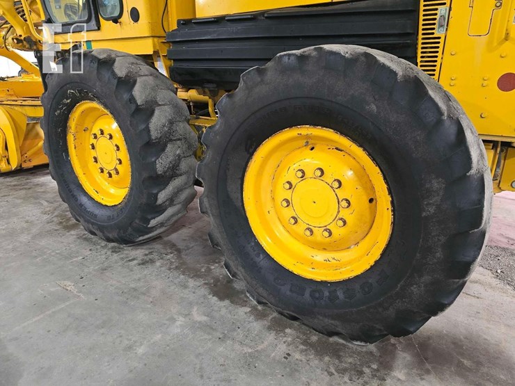 2004-caterpillar-120h-image-25