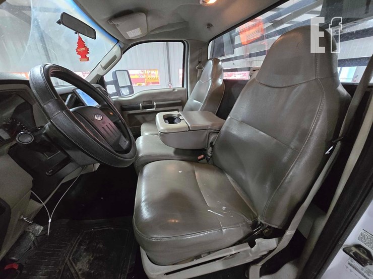 2008-ford-f550-image-9