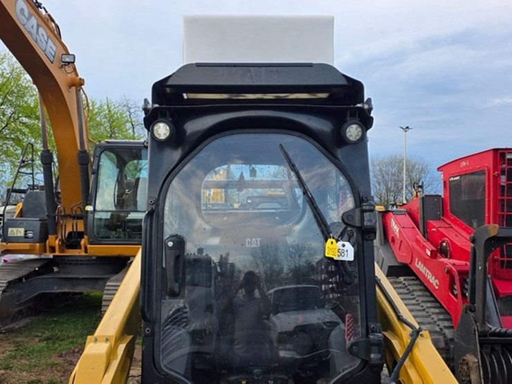 2022-caterpillar-272d3-image-38