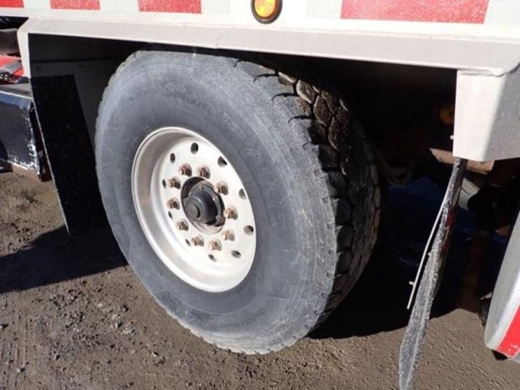 2013-kenworth-t800-image-49