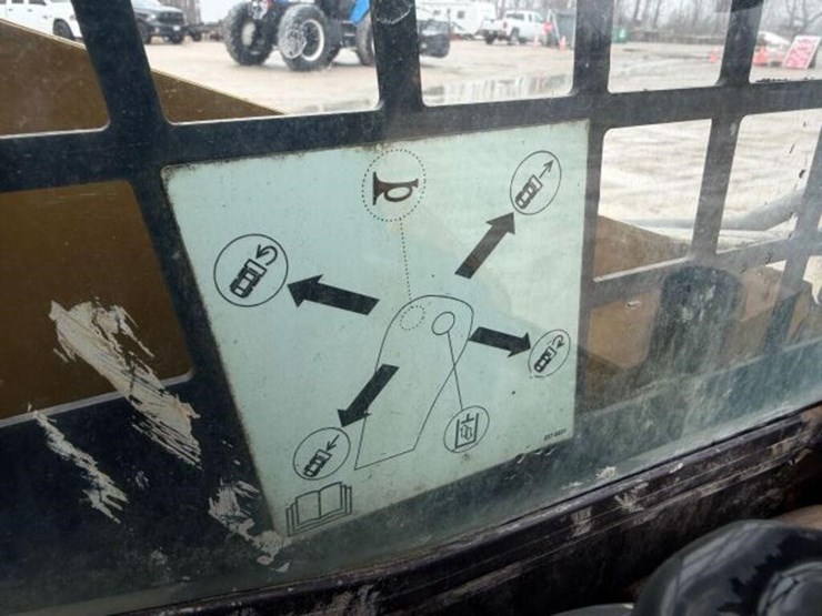 2009-caterpillar-232b2-image-14