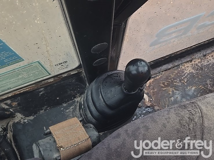 2018-jcb-512-56-image-99