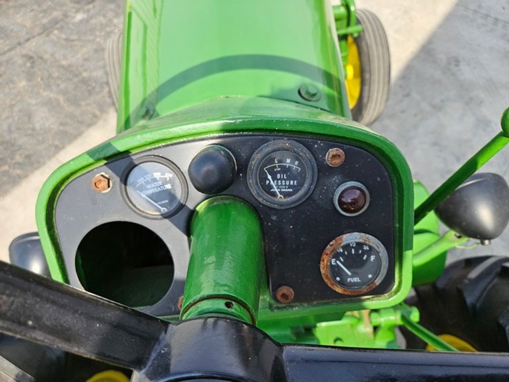 1959-john-deere-730-image-28