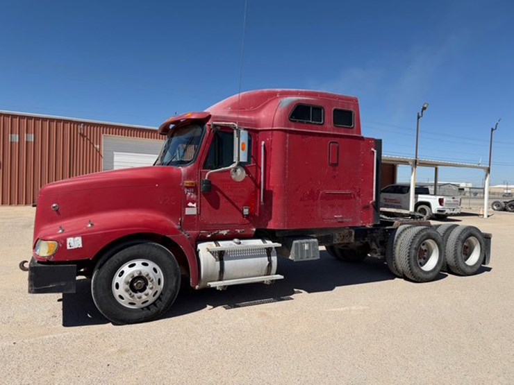 2005-international-9400i-image-1