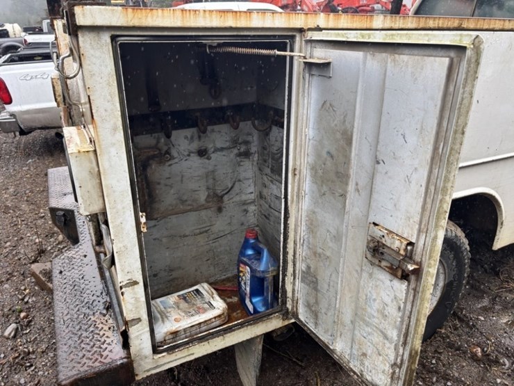 2001-ford-f350-image-14