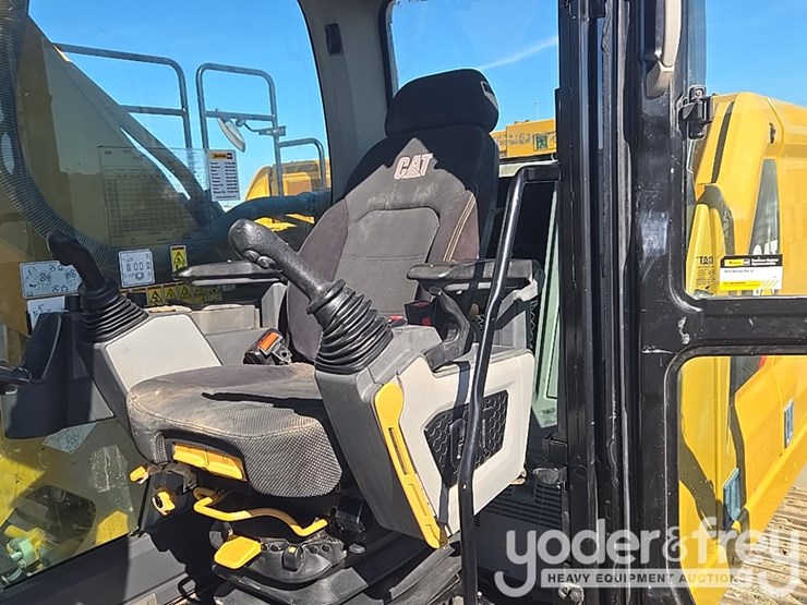 2019-caterpillar-336-image-81