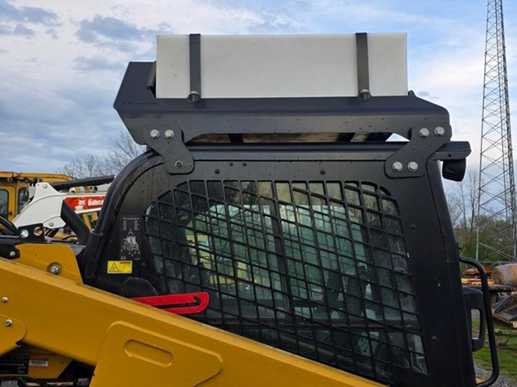 2022-caterpillar-272d3-image-13