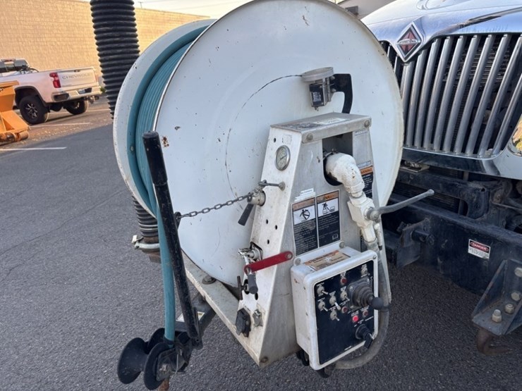 2009-vactor-2100-image-15